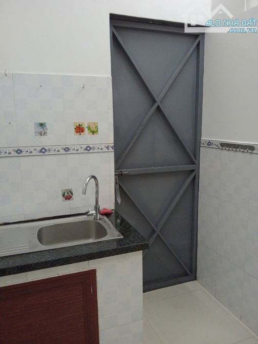 Chỉ 1 tỷ 6 nhà cấp 4, đường số 2, quận bình tân - 13