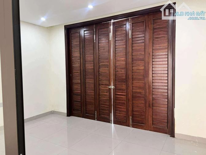 Nhà 4 tầng thiết kế hiện đại, full nội thất, trung tâm Hòa Xuân – Bùi Công Trừng - 13