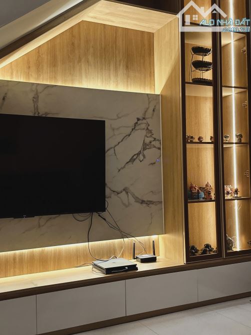 💥Nhà 2 Mê,TC 4,2*13m ,hẻm Cù Chính Lan,Gần Hoa Viên,gần Đinh Tiên Hoàng,nhiều lô khác - 13