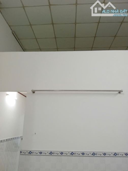 Chỉ 1 tỷ 6 nhà cấp 4, đường số 2, quận bình tân - 14
