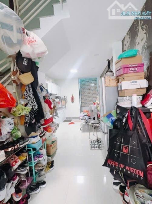 🏬 CHDV NGUYỄN KHOÁI 15PN 16WC  NẰM TRONG KHU BIỆT THỰ TÁCH LẬP TƯƠNG LAI XÂY CẦU SÁT NGAY - 15