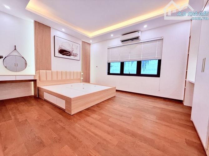 I LĨNH NAM - THANG MÁY - FULL NỘI THẤT - VỊ TRÍ CỰC ĐẸP- CÁCH Ô TÔ TRÁNH 1 NHÀ - 15