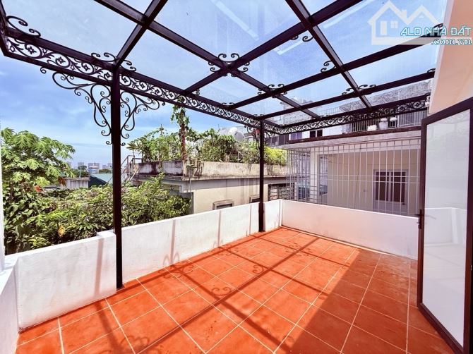 I LĨNH NAM - THANG MÁY - FULL NỘI THẤT - VỊ TRÍ CỰC ĐẸP- CÁCH Ô TÔ TRÁNH 1 NHÀ - 20