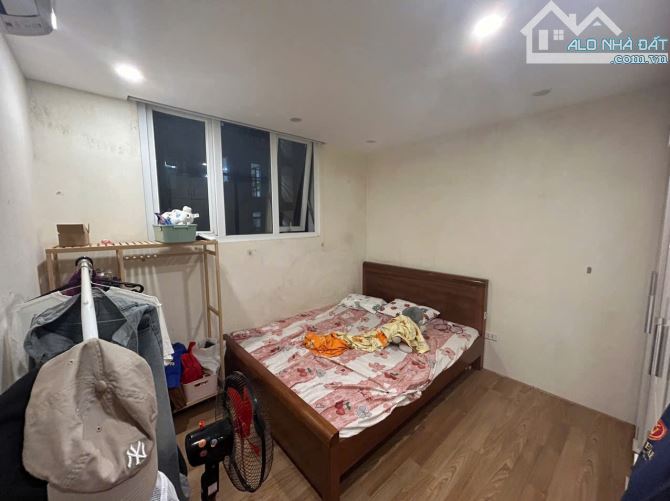 cho thuê chung cư CT2 Hoàng Cầu, 65m, 2 phòng ngủ, đủ đồ - 2