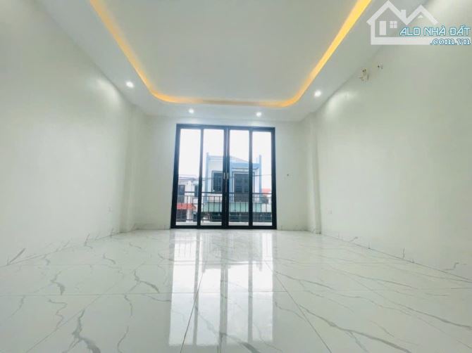 BÁN NHÀ MỚI TINH ĐẠI THÀNH, QUỐC OAI, NGÕ THÔNG Ô TÔ QUA, 91M2 X 4 TẦNG, SỔ VUÔNG VẮN - 2