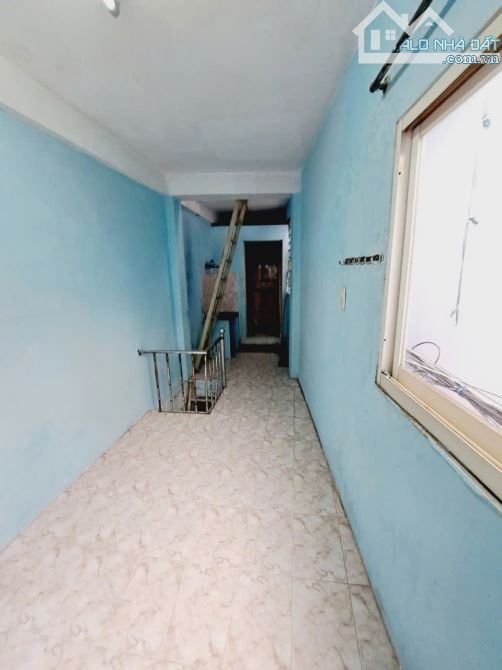 NHÀ LÔ GÓC TÂN PHÚ, (1.9x9M), 3 TẦNG, 2PN, 2WC, LŨY BÁN BÍCH, P. TÂN THỚI HÒA. GIÁ 1 TỶ TL - 2