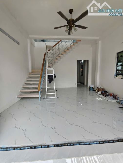 Cho thuê nhà 7 triệu 2 phòng ngủ gần Vincom Hùng Vương - 2