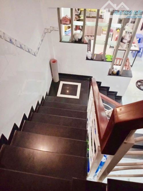 Bán nhà hẻm 6m gần Đầm Sen-nhà mới-sổ vuông vức-khu dân trí-giá tốt - 2