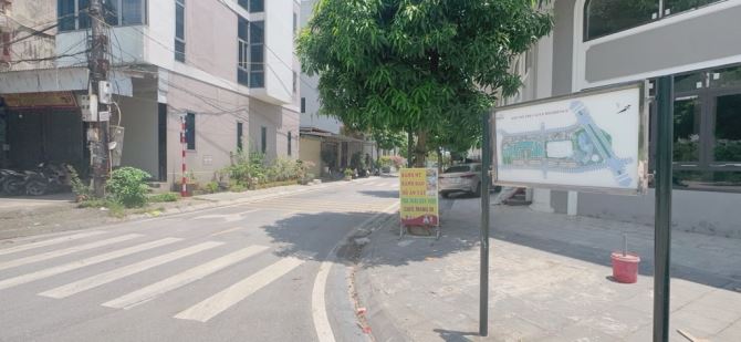 VIEW VƯỜN HOA, QUẢNG TRƯỜNG, DÀI FUL NƯỚC. BIỆT THỰ VIP KHU QUÂN ĐỘI 319 ĐÔNG ANH - 2