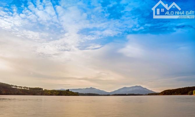 💥 Đất hẻm Đào Duy Từ - đi thẳng ra hồ 200m - 2