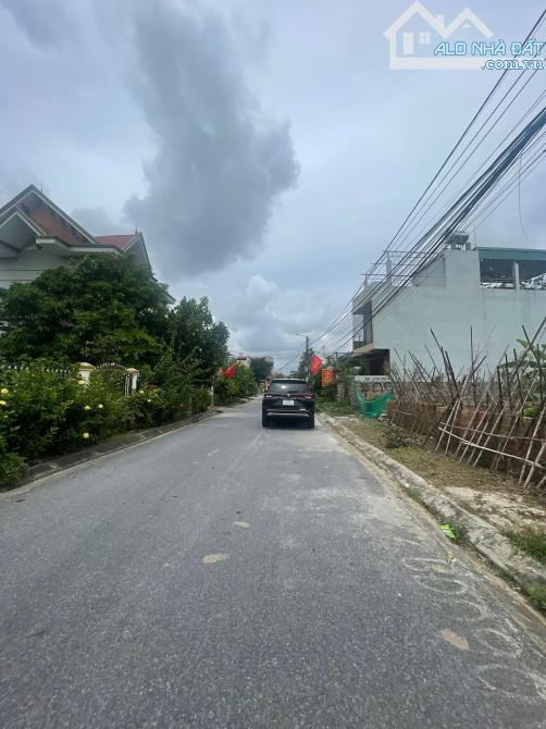Mặt đường nhựa Lương Quy Lê Lợi An Dương 80m2 - 2