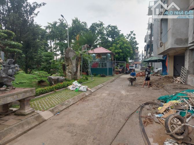 B.Á.N ĐẤT BIÊN GIANG- DT 51m2-MẶT TIỀN 4,7m-Ô TÔ ĐỖ CỬA-GIÁ 4,3 t.ỷ - 2