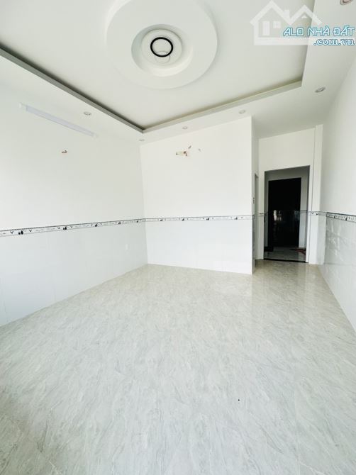 PHÚ THẠNH - TÂN PHÚ - 60M2( 4 x 15) - 3 TẦNG - 4PN - ĐƯỜNG 5M THÔNG - NHỈNH 6 TỶ XÍU - 2