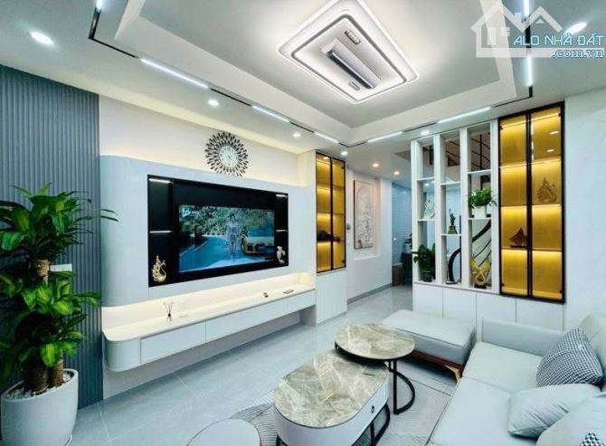 🔈Nhà đẹp Xuân Thủy, 43m², vài chục m ra ô tô, ngõ rộng thoáng, full nội thất. 10 tỷ Có - 2