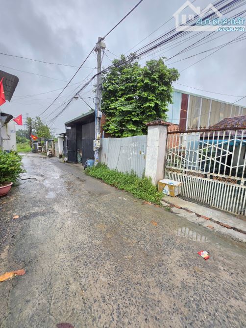 nhà 2,3 tỷ quá rẻ 166m2, gần đường Phạm Văn Diêu 300m, p.Tân Hạnh - 2