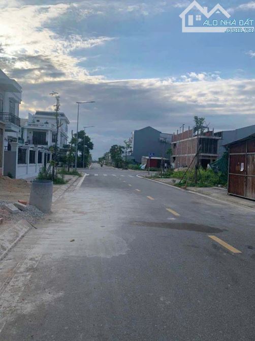 ĐẤT KQH HƯƠNG SƠ (KV7) SẠCH SẼ 80 m2 - 2