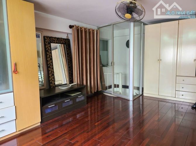 NHÀ ĐẸP HẺM XH THÔNG. 4 TẦNG 105M2 NGANG ĐẸP 5,5M. BÁN CHỈ 21,5 TỶ. THẠCH THỊ THANH, Q1 - 2