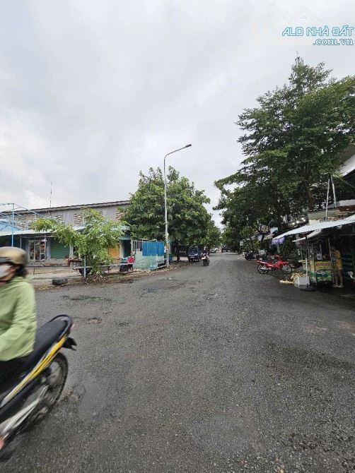 ĐẤT GÓC 7X13.5 HXH THÔNG PHÚ THUẬN Q7 – GIÁ 7.2T - 2