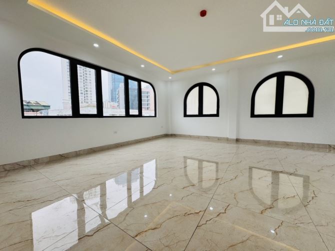Bán Toà VP Nguyễn Chí Thanh 80m 7 tầng 2 mặt thoáng , ô tô, kinh doanh, VP.... - 2