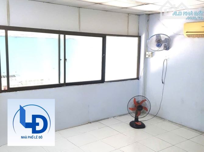 Nếu có 8 tỷ, bạn sẽ chọn gửi ngân hàng, hay mua ngay căn mặt tiền này?Trịnh Đình Trọng.TP - 2