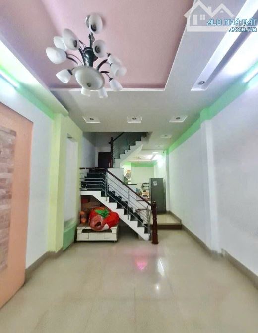 Bán nhà Dương Quảng Hàm - Hẻm 496 Sát mặt tiền- Hẻm nhựa 8M - 4 tầng 4PN- ở ngay - 2