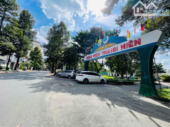 Sót lại lô đất MT Dương Văn An ra ngay siêu thị Metrol Song Hành , phường An Phú _ 110m2 n - 2