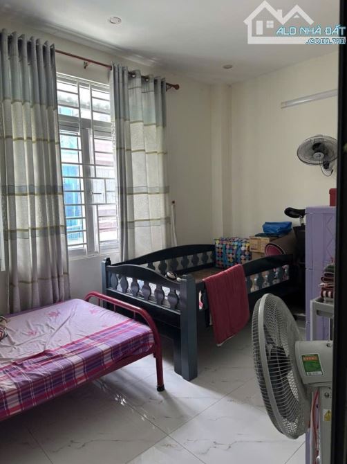 Giảm mạnh 400tr! Nhà Vuông 3 tầng, Đường 7m, 92m2 – Thạnh Lộc 22 Q12 - 2