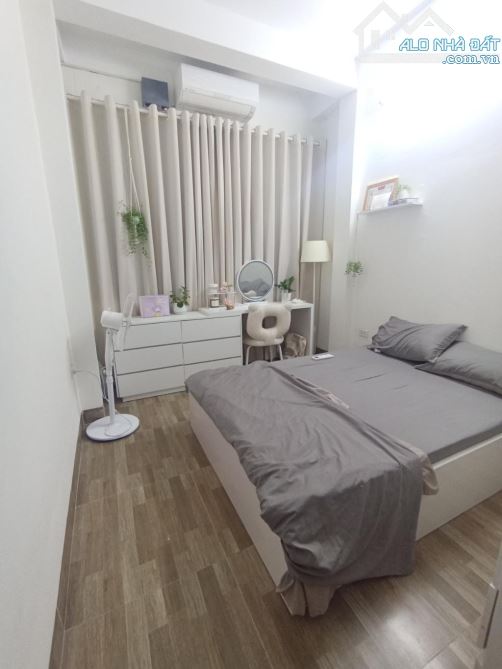 Bán gấp nhà 4 tầng ô tô đậu gần phố Thuỵ Phương, Bắc Từ Liêm 36m2 giá 6.45 tỷ - 2