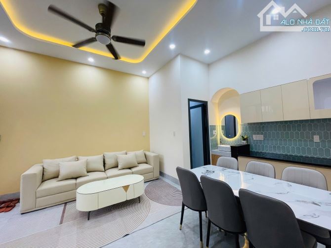 Mở bán nhà 2 tầng kiệt ô tô Hoàng Quốc Việt, phường An Đông, tp Huế ✅ ______ - - 2