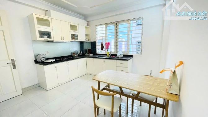 CHDV 7 TẦNG MẶT TIỀN NGUYỄN PHÚC NGUYÊN QUẬN 3, CHO THUÊ 60TR/ THÁNG - 2