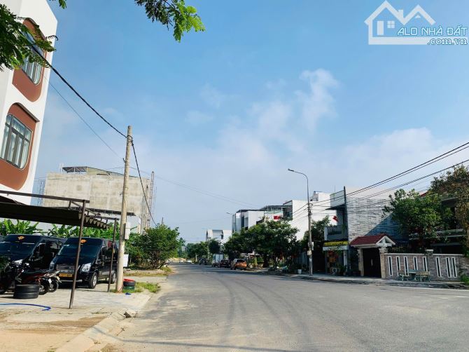 Bán lô đất đường 11m5 Đoàn Khuê khu Nam Việt Á, Khuê Mỹ, Ngũ Hành Sơn.  - Diện tích: 125m2 - 2