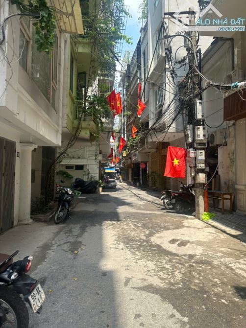 Bán Nhà Hiếm Quận Đống Đa 13,5 Tỷ Ngõ Ô Tô Mặt Tiền Lung Linh, Kinh Doanh Đỉnh - 2