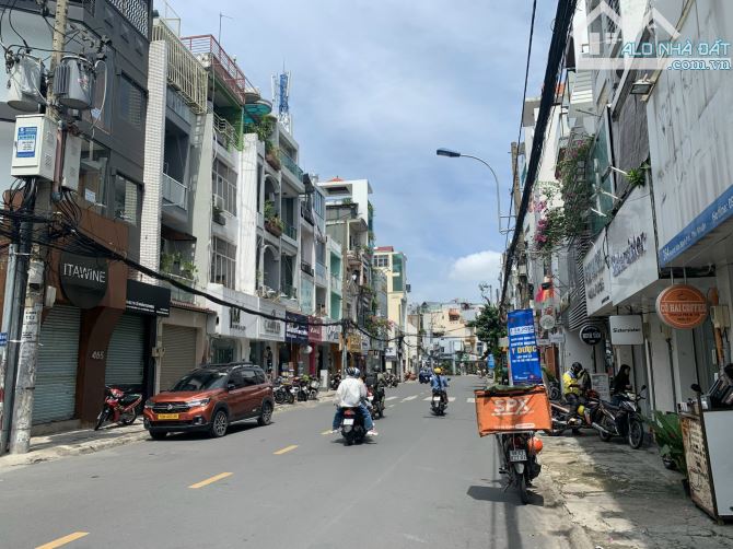 BÁN NHÀ HXH GẦN NGUYENX GIA TRÍ P25 BT - 4 X16 - 5 TẦNG - 13.3 TỶ - 2