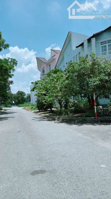Chính chủ cần bán Biệt thự View Công viên 10PN - giá 13.8 Tỷ đã có sổ KDC Khang Điền - 2
