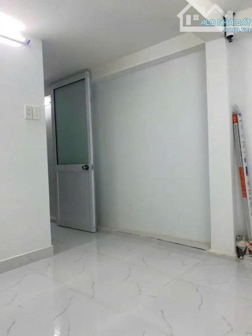 BÁN NHÀ MẶT TIỀN HUỲNH VĂN BÁNH-P.15- PHÚ NHUẬN- KD ĐỈNH- DTSD 74m2- 9.5 TỶ TL - 2