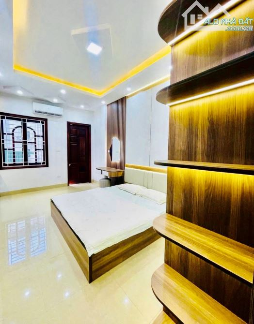 Bán nhà ngõ thông Phố Minh Khai - vài chục mét ô tô tránh - 35m2 - 6 tỷ - 2
