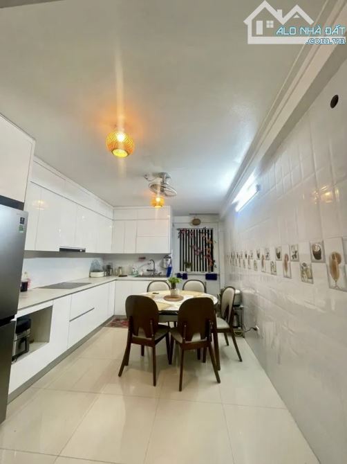 🏠 Nhà Đẹp Phân Lô Nguyễn An Ninh – 53m² x 5T, Gần Trương Định, Minh Khai - Giá 13,5 Tỷ - 2