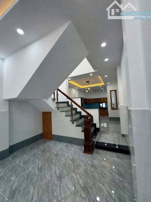 🤩  NHÀ 2TẦNG 105m2 MẶT TIỀN ĐƯỜNG 20M , BÌNH TÂN GẦN KHU TÊN LỬA-EAON MALL nhỉnh nhẹ 7₫ - 2