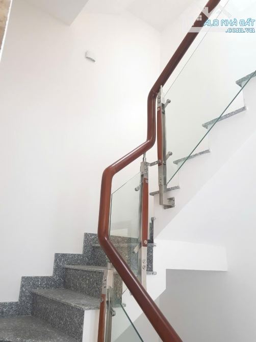 Bán nhà đường Tôn Thất Tùng Quận 01 - có thang máy 76m2 giá 26 tỷ - còn thương lượng - 2