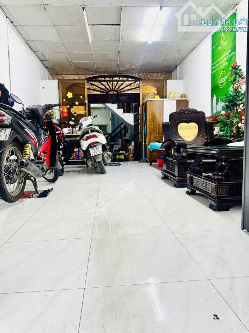 Chính Chủ gửi bán nhà SHR trệt lầu 4*18,1m đường 7m Thông giá 3,15 Tỷ - 2