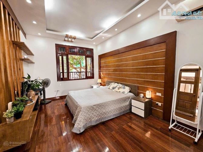 BÁN NHÀ NGUYỄN SƠN, BÁN GẤP ĐANG VAY NGÂN HÀNG, GẦN BV TÂM ANH,DT 108M2, 7 TẦNG THANG MÁY - 2