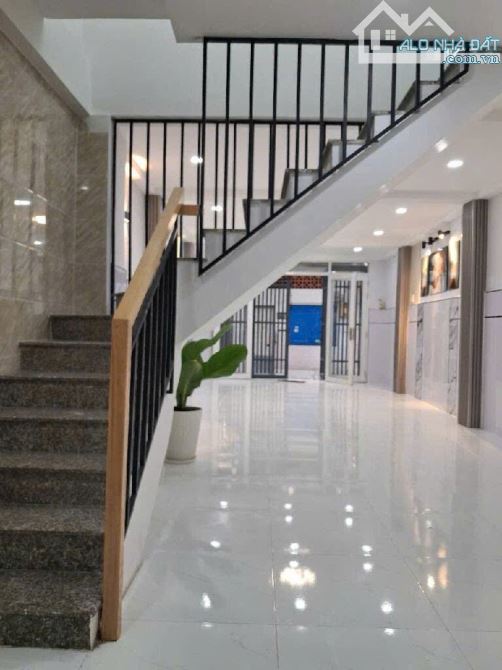 * Tân Phú. Bình Long với thoại Ngọc hầu, 2 tầng, 48 m2, 4x12, 4.x tỏi. - 2