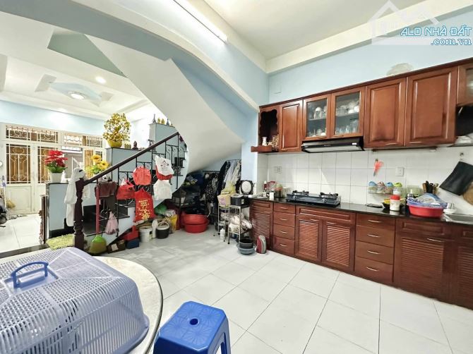 GIẢM GẤP 999!!! B.ÁN NHÀ KHU VIP Phan Văn Trị, Bình Thạnh, 52m2, 4 tầng BTCT, gần Đại Lộ P - 2