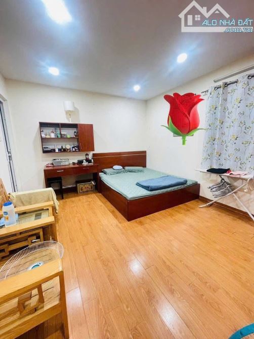 Cần bán CHCC tại Lĩnh Nam 74M -2 Ngủ, 1 Khác, 2 WC giá cực tốt Nhỉnh 4,73 tỷ(TL) - 6