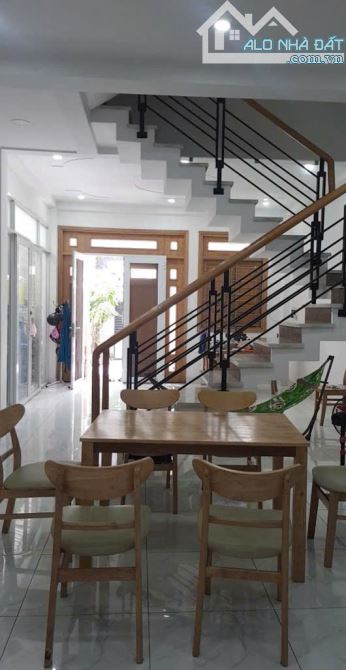 BÁN NHÀ PHAN XÍCH LONG PHÚ NHUÂN- 105 M2- 12.x tỷ - 2
