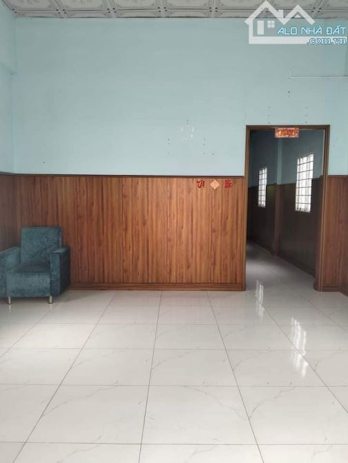 Bán gấp nhà 121,2m2 ở Tân Hiệp – Hóc Môn. Giá chỉ 900 triệu. Sổ hồng riêng - 2