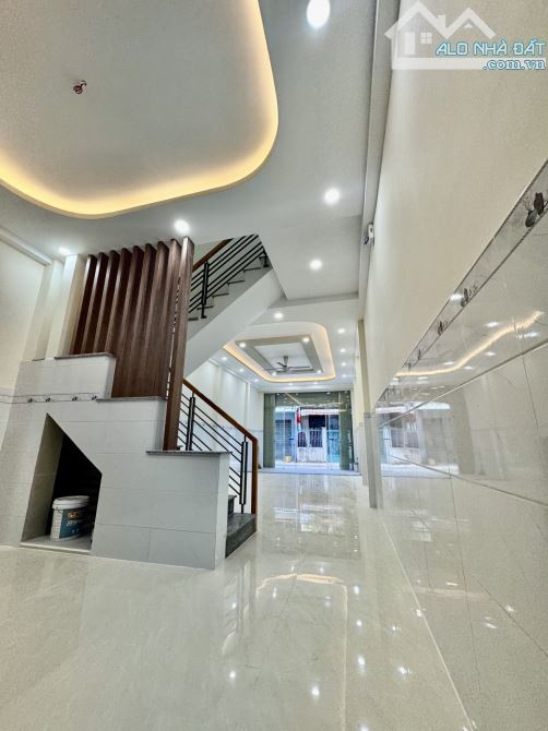 Bán nhà Hẻm Xe Hơi KD gần Văn Cao Q.Tân Phú 2Tầng Mới Đẹp 4.2x15M chỉ 6,25 Tỷ TL - 2