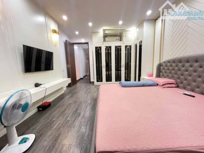 Anh Trung bán nhà 5t,58m tại Hà Trì,Hà Đông, t/máy , ô tô đỗ cửa chỉ 9t - 2