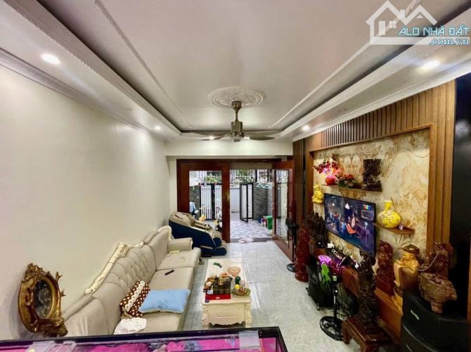 Bán nhà  Trần nguyên hãn , Lê Chân . 5,36 tỷ , 4 tầng , 70m. - 2