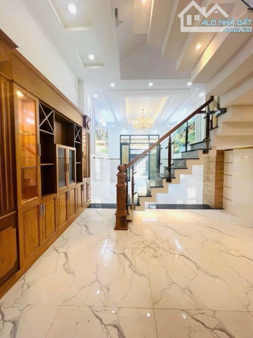NHÀ ĐẸP LUNG LINH, NGAY CHỢ LK 5-6, 4X15M, 4 TẦNG, TẶNG FULL NỘI THẤT CAO CẤP - CHỈ 6 TỶ 2 - 2